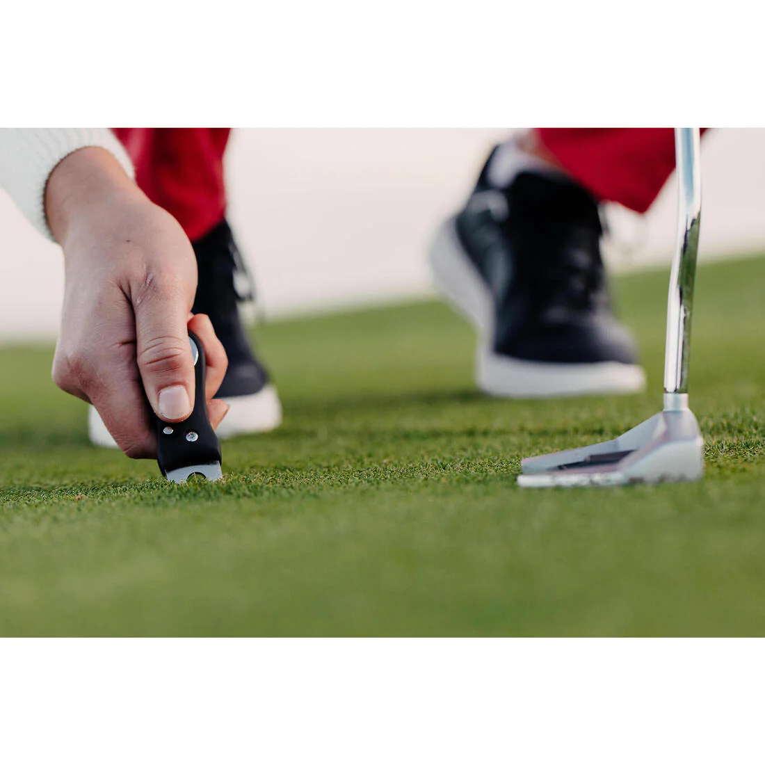 Arreglapiques de golf automático - INESIS negro - Image 7