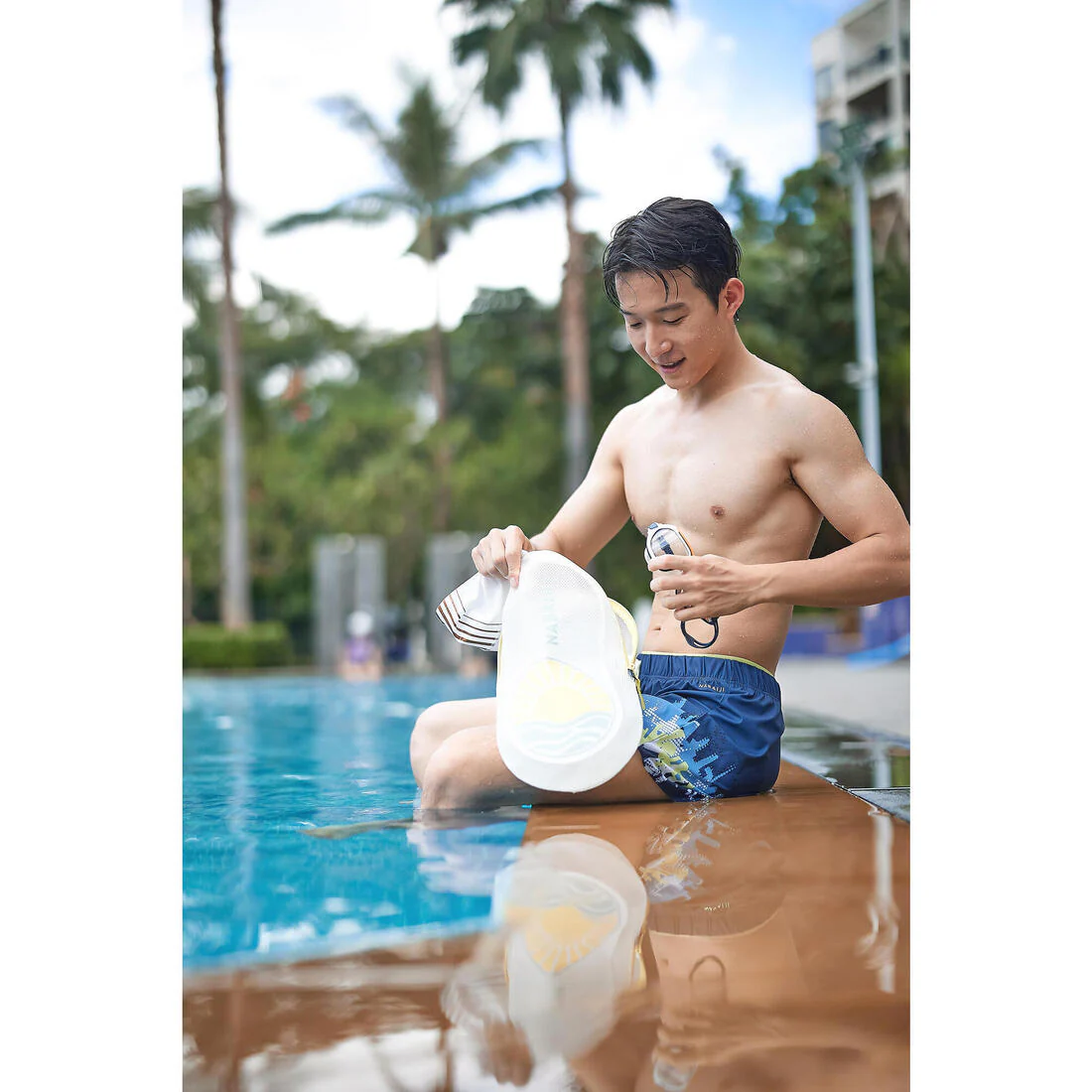 Bolsa piscina impermeable Nabaiji azul/blanco 7 L - Image 14