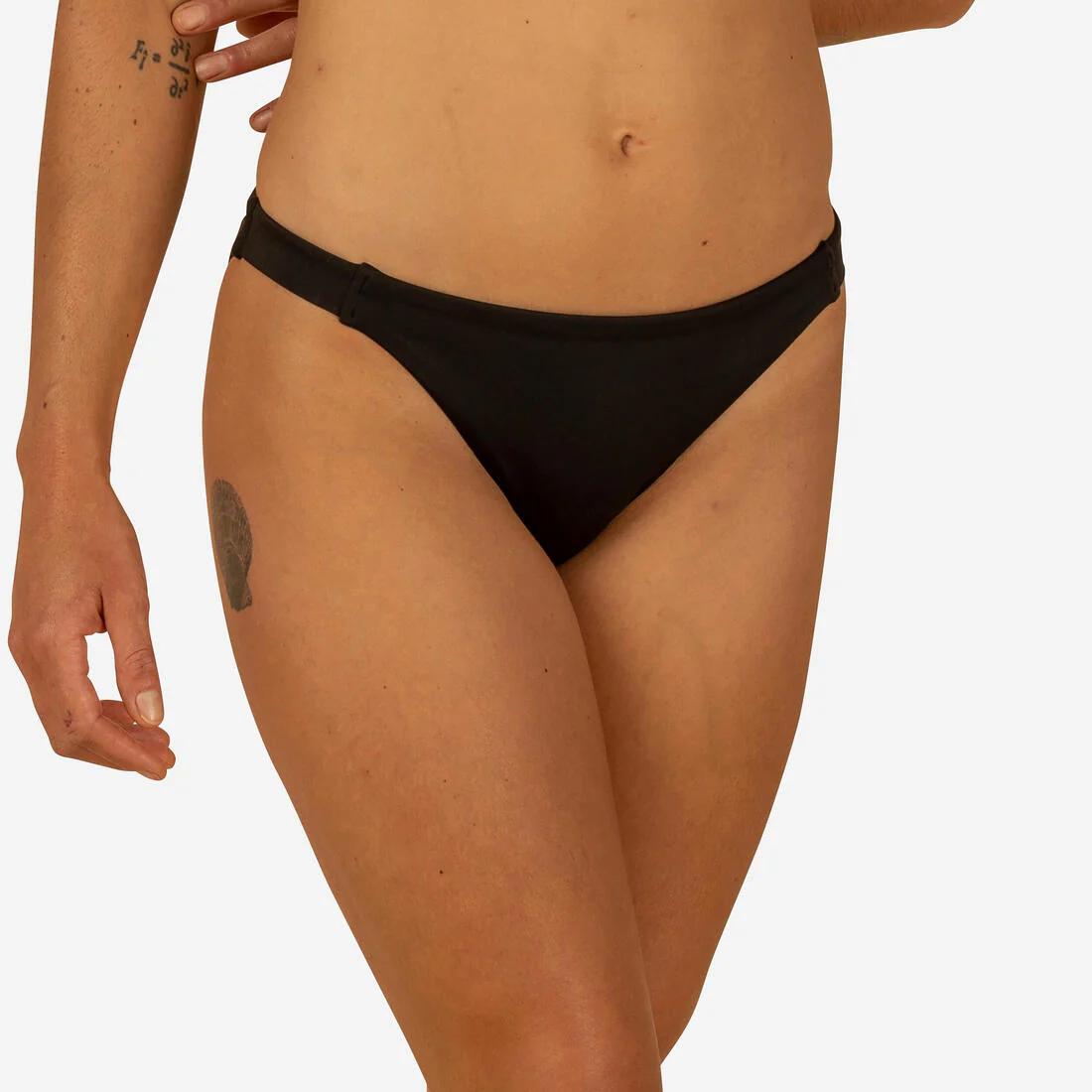 Braga bikini Mujer surf laterales elásticos negro