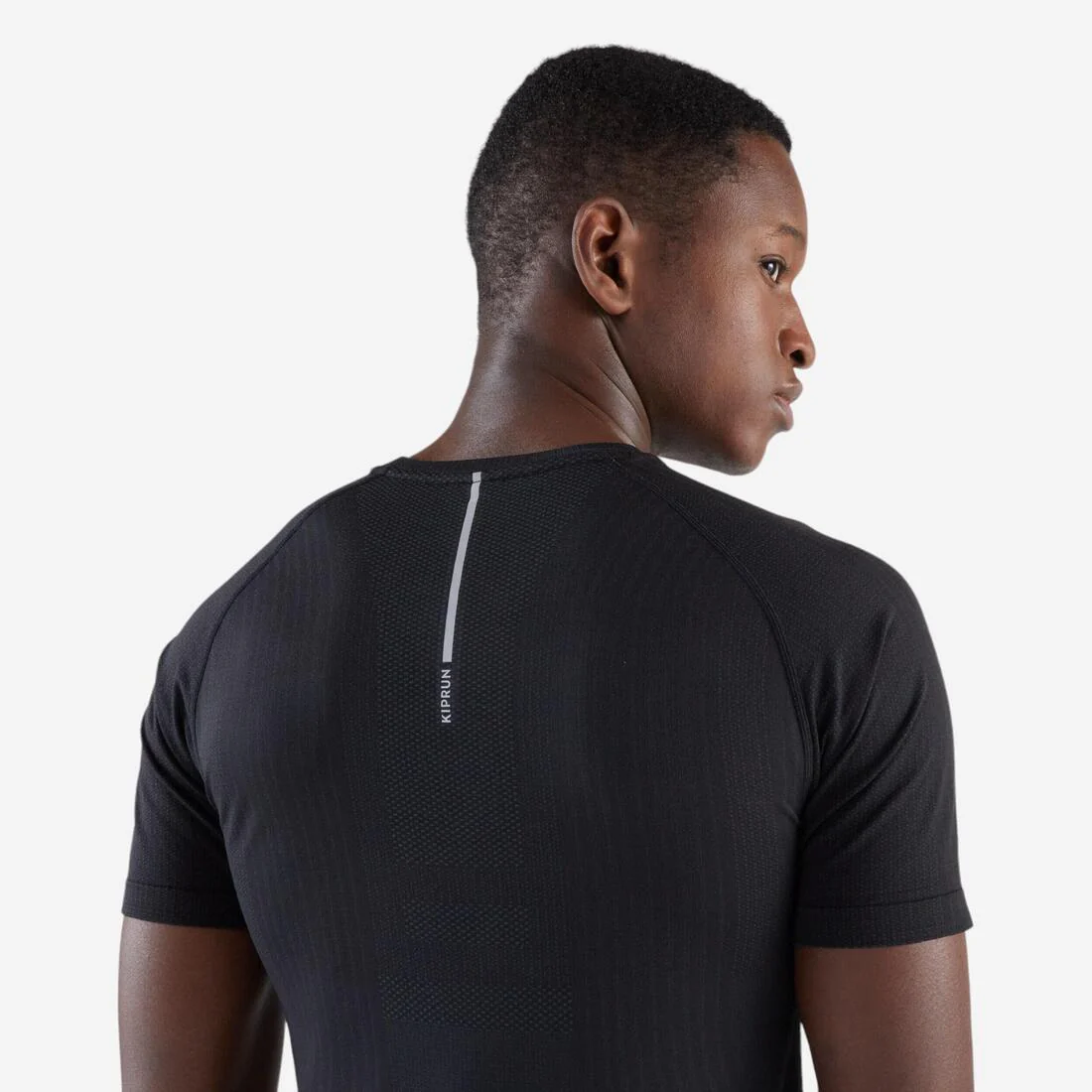 CAMISETA DE RUNNING 500 CONFORT SLIM SIN COSTURAS NEGRO AHUMADO - Image 3