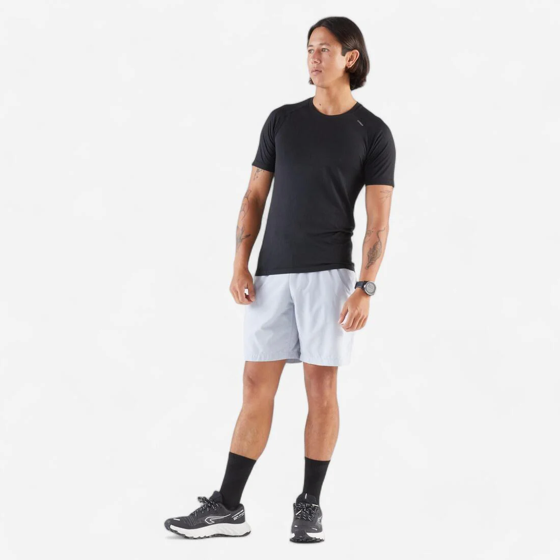 CAMISETA DE RUNNING 500 CONFORT SLIM SIN COSTURAS NEGRO AHUMADO - Image 5