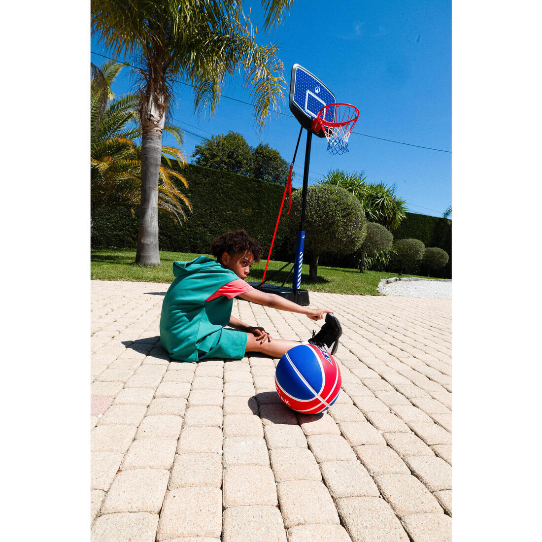 Canasta de baloncesto infantil con soporte para mates ajustable hasta 2,20 m, K900 - Image 9