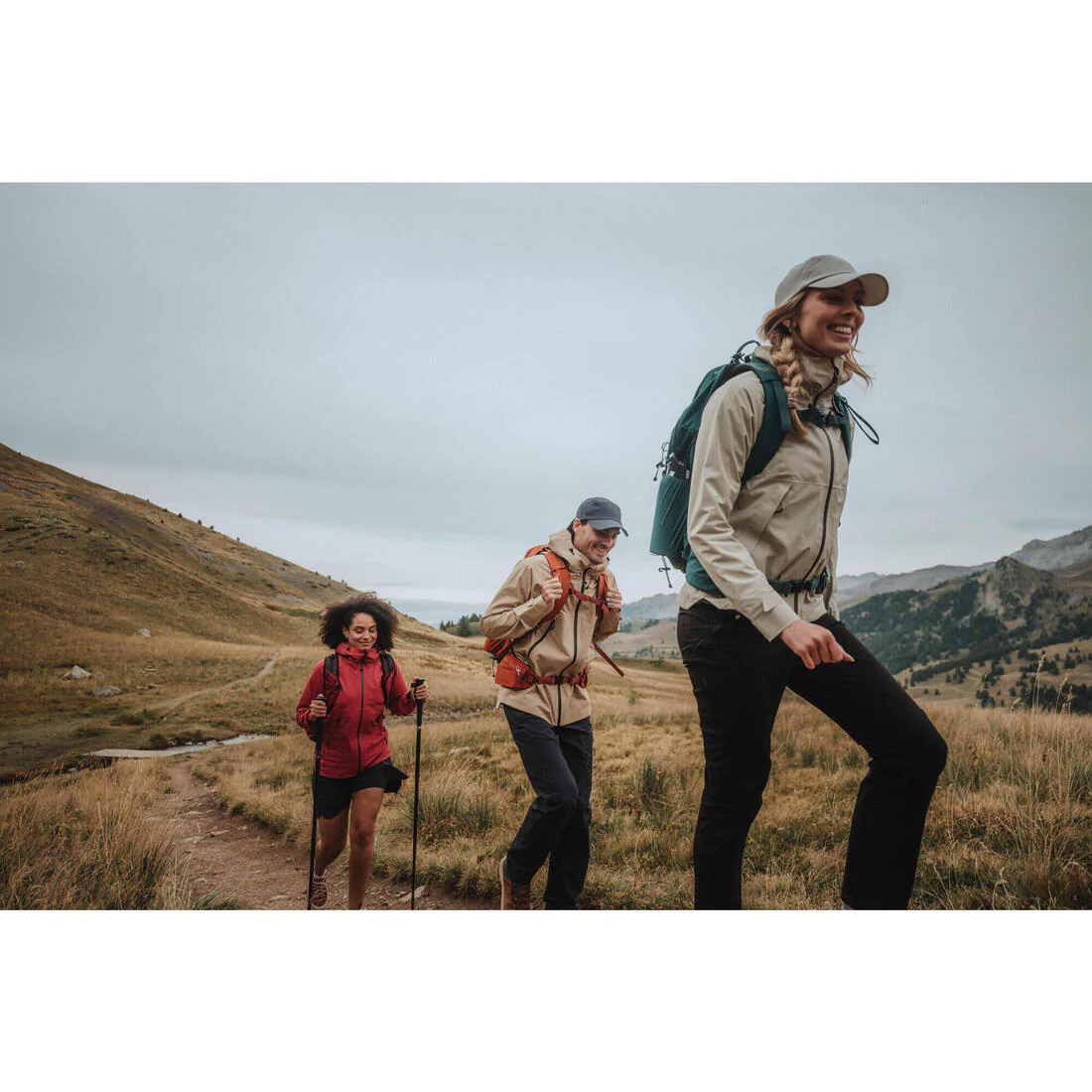 Chaqueta impermeable de montaña y trekking con capucha Hombre Quechua MH500 - Image 16