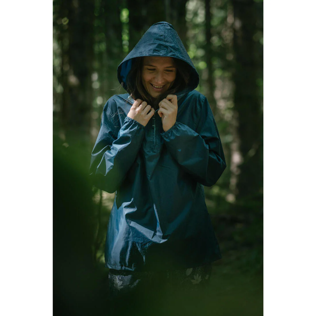 Chubasquero de montaña y trekking media cremallera Mujer Quechua Raincut - Image 9
