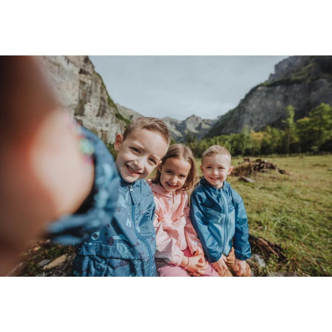 Chubasquero de montaña y trekking Niños 2-6 años Quechua MH100 - Image 14