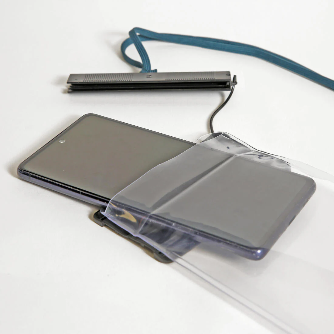 Funda Estanca Teléfono Móvil IPX8 - Image 2