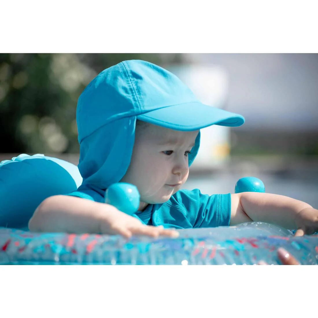 Gorra Bebé Protección Solar Azul - Image 6