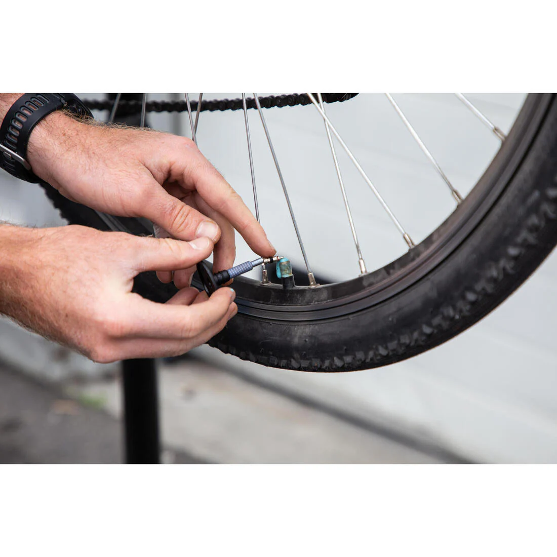 Líquido Preventivo Cámara Aire Bicicleta Schrader - Image 8