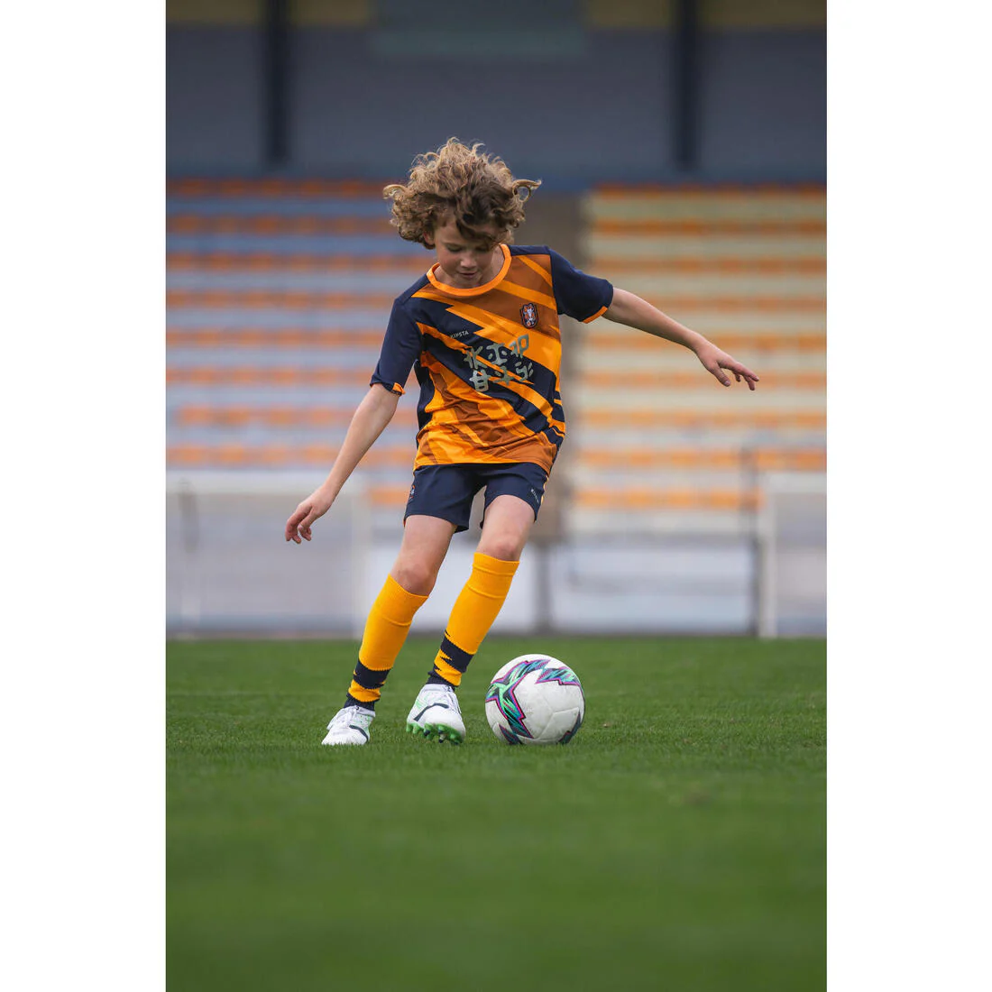 Medias de fútbol KIDS naranja y azul marino - Image 5
