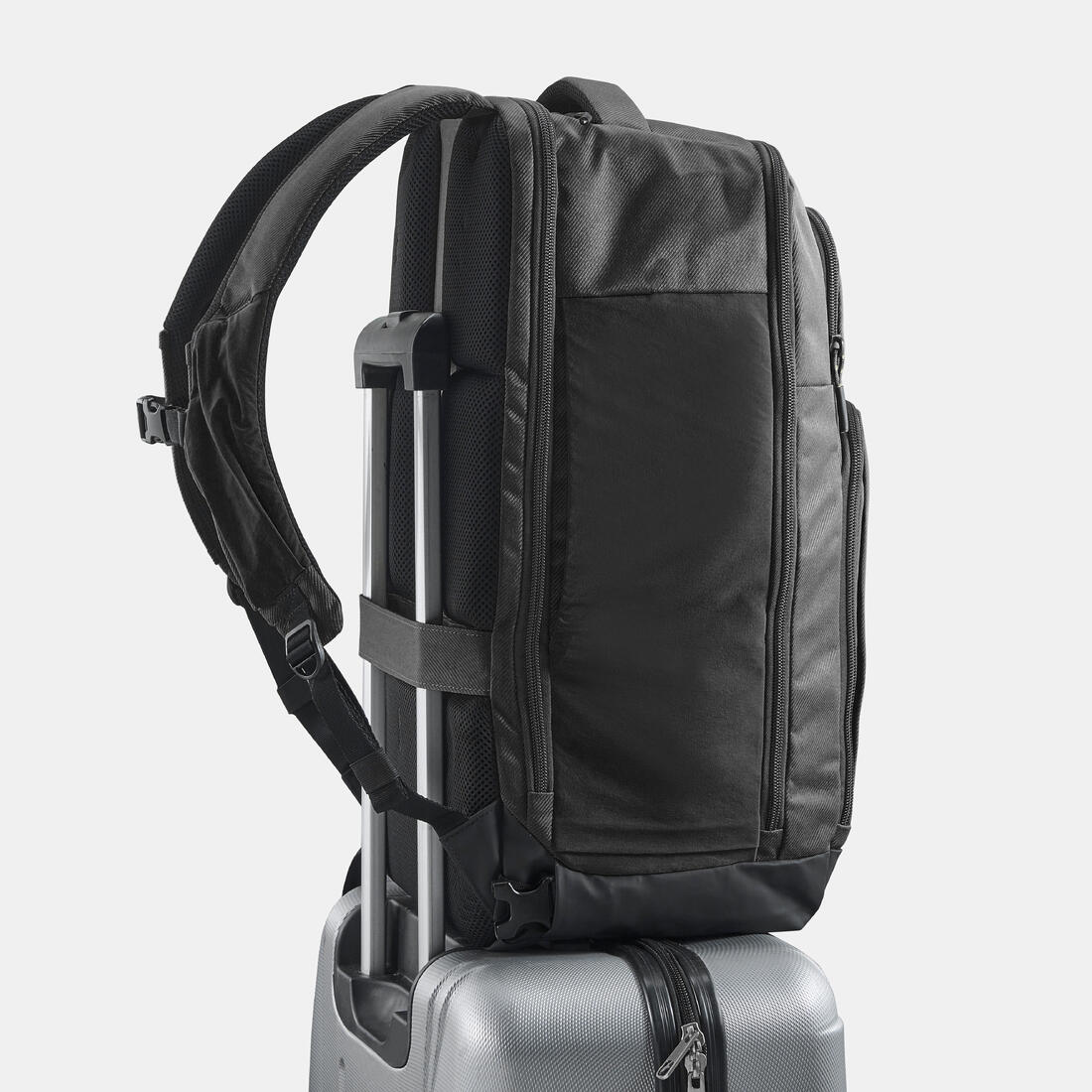 Mochila de montaña y senderismo 32L Quechua NH Escape 500. Equipaje de mano - Image 11