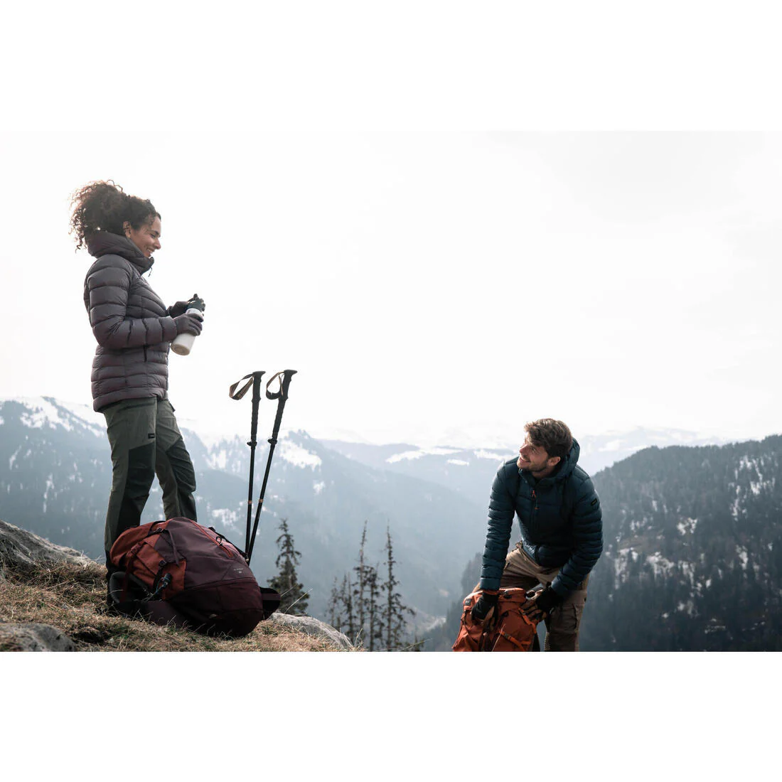 Mochila de montaña y trekking 50L Mujer Simond MT100 Easyfit. Funda impermeable - Image 22