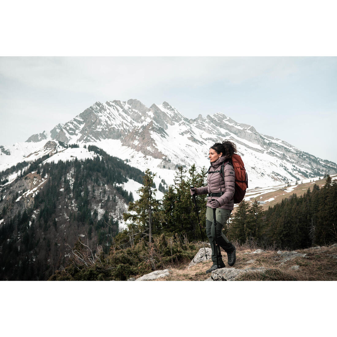 Mochila de montaña y trekking 50L Mujer Simond MT100 Easyfit. Funda impermeable - Image 7