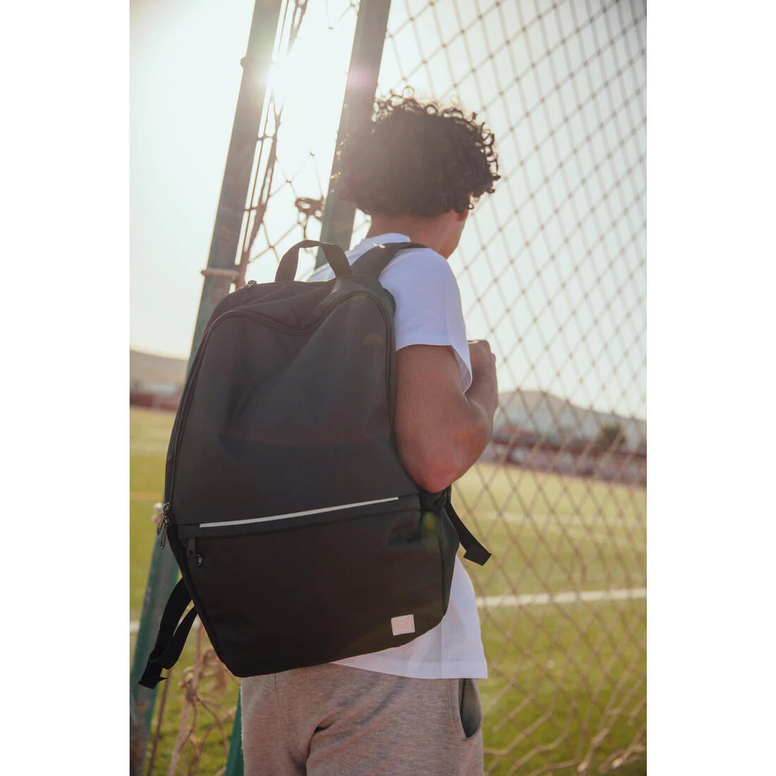 Mochila escolar 24L Kipsta Essential negro - Image 19