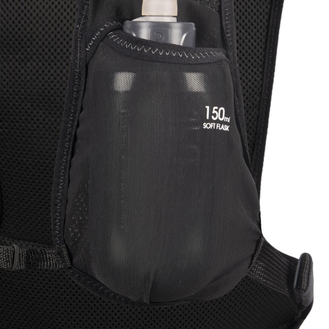 Mochila hidratación unisex+bolsa agua 1L incluida KIPRUN 500 5L essentiel negro - Image 5