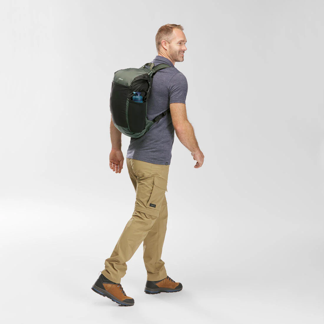 Mochila impermeable pequeña montaña y trekking 25L Forclaz Travel - Image 8