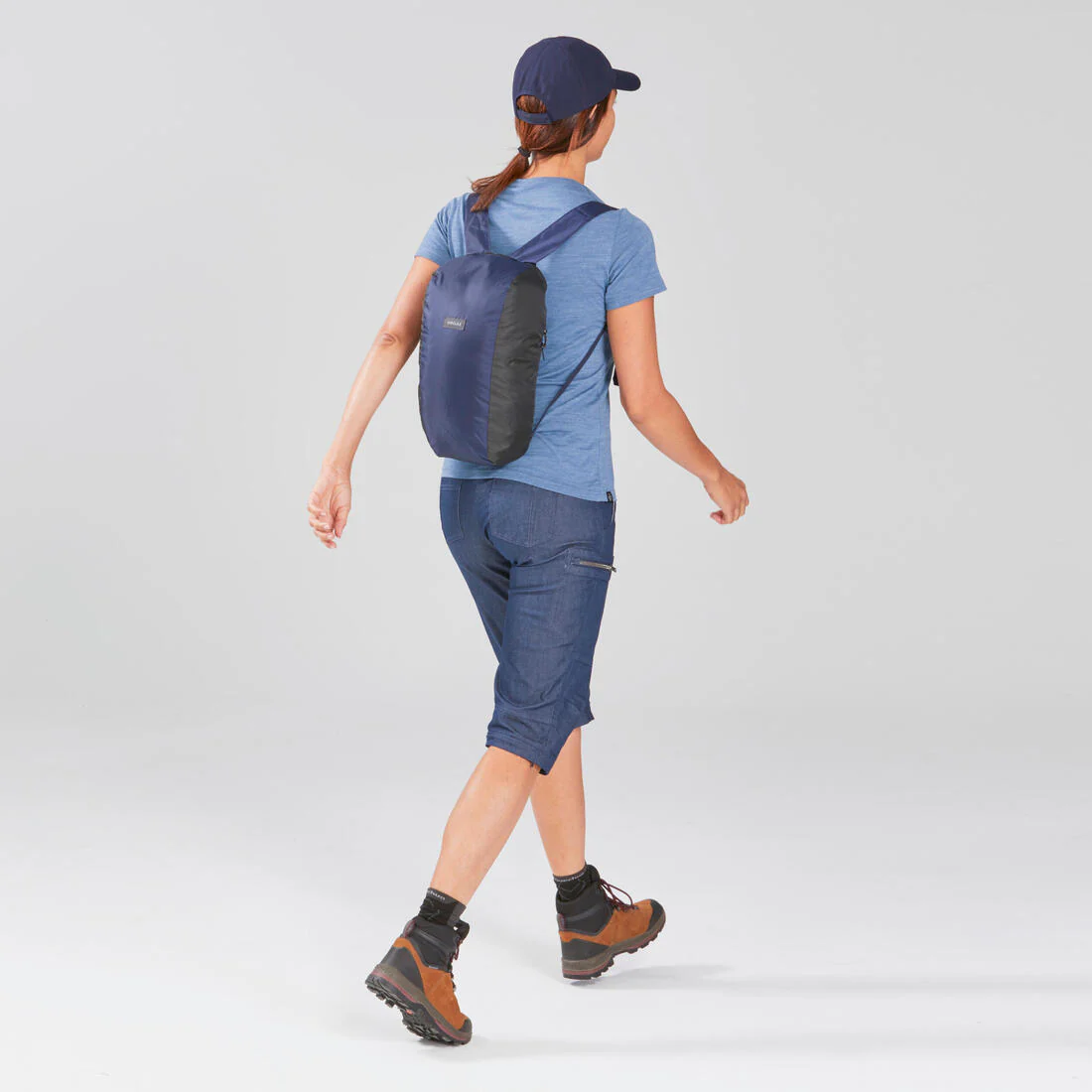 Mochila plegable de montaña y trekking viaje 10L Forclaz Compact - Image 23