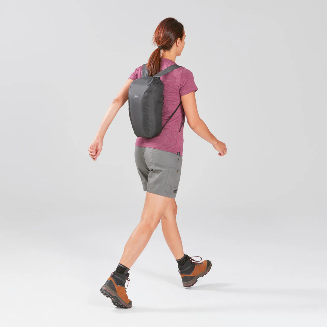 Mochila plegable de montaña y trekking viaje 10L Forclaz Compact - Image 24