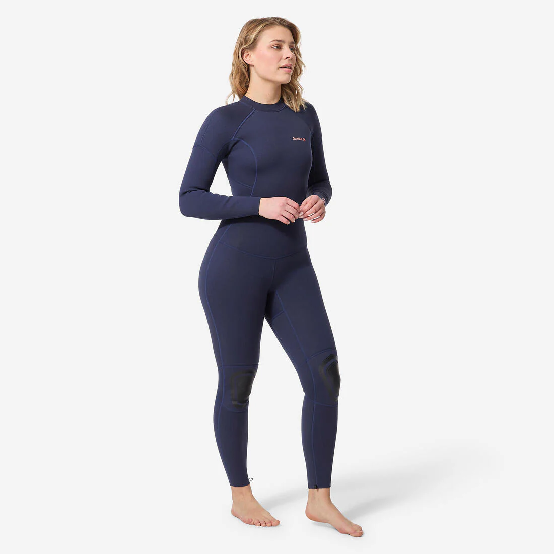 Neopreno Surf Mujer agua cálida Olaian 100 Azul Marino 2/2 mm. - Image 3
