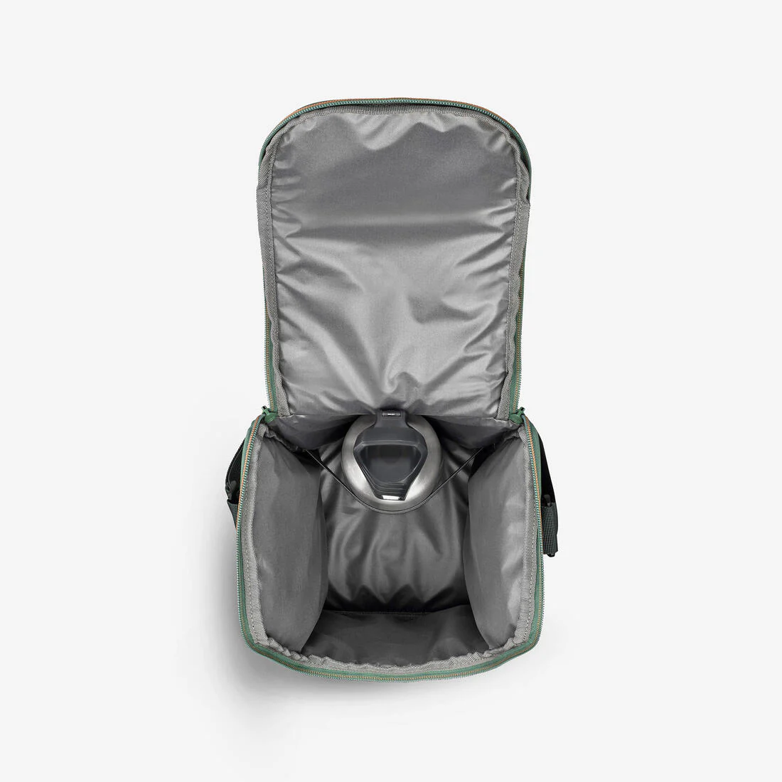 Nevera 100 flexible 10 litros, isotérmica y compacta para camping - Image 2