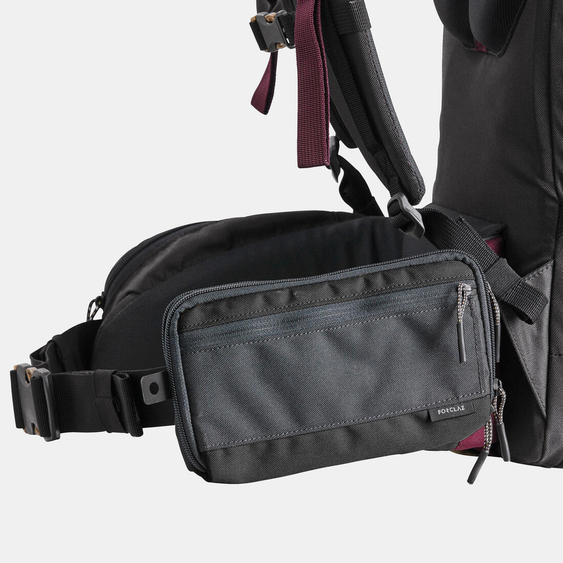 Riñonera cartera de montaña y trekking grande Forclaz Organizer XL - Image 12