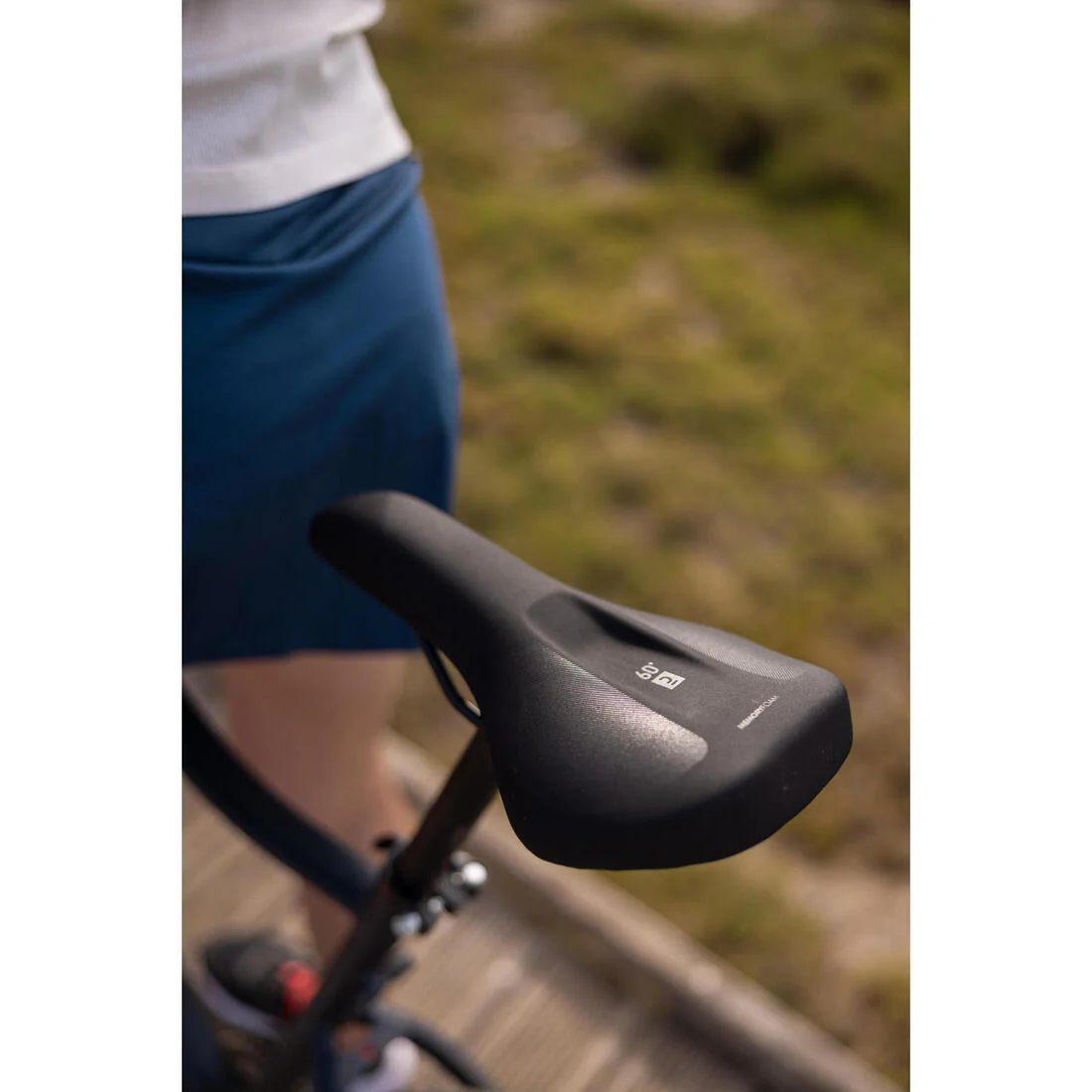 Sillín Bicicleta Trekking/Ciudad 60° SD Memory Foam - Image 14