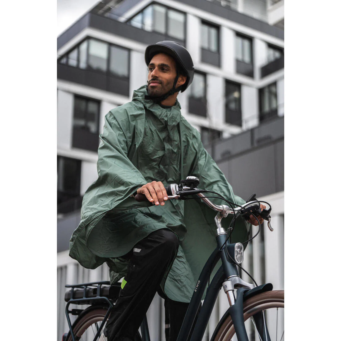 Sobrepantalón Ciclismo Urbano 100 Negro Impermeable Cubrecalzado Integrado - Image 14