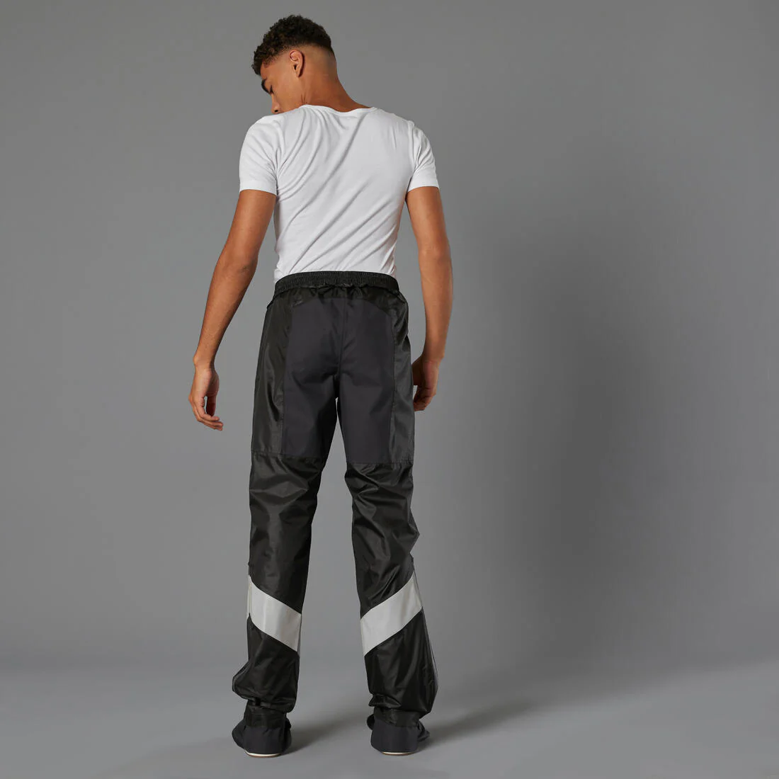 Sobrepantalón ciclismo urbano impermeable hombre Btwin 540 negro - Image 2