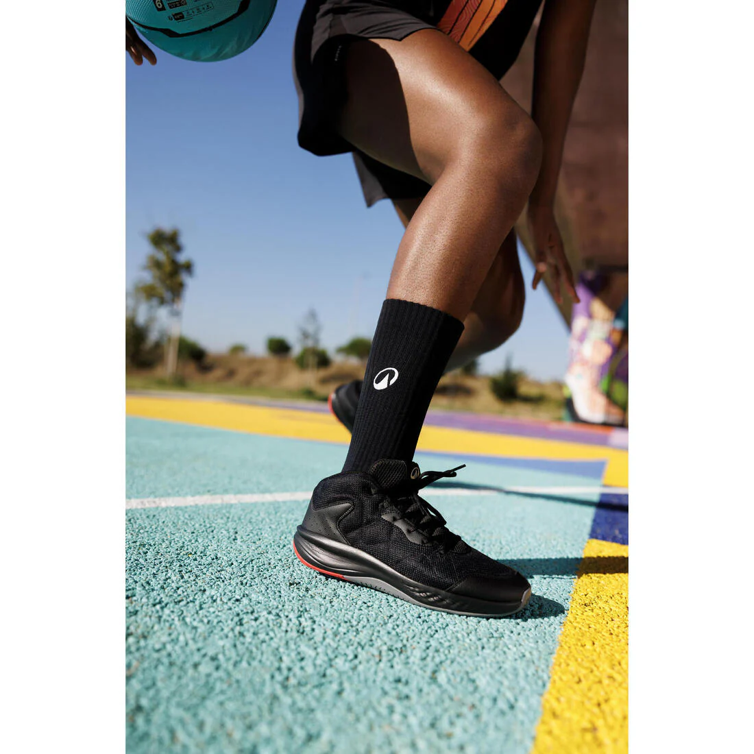 Zapatillas de baloncesto ESSENTIAL 100 ADULTO - negro - Image 9