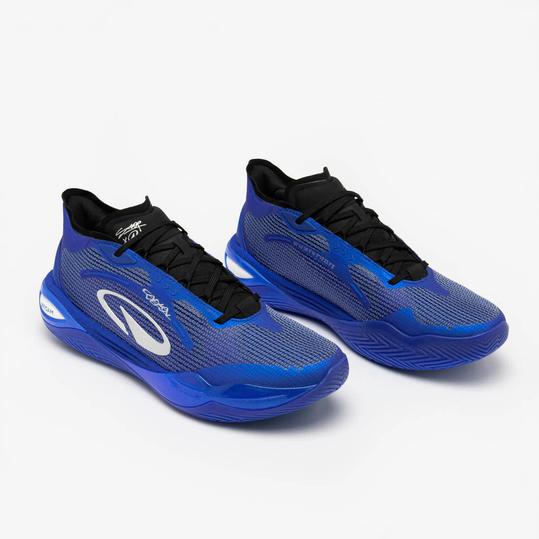 Zapatillas de baloncesto de media caña edición Sarr unisex, Canaveral 900 - Image 3